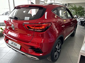 MG ZS комплектація COM 1.5 бензин CVT (безступенева КПП)  2024 р.в., колір FLARE RED салон DARK