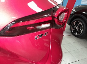 MG One LUX CVT FWD колір Red-Black roof