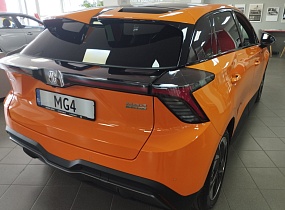 СПЕЦПРОПОЗИЦІЯ!!! MG 4 EV Lux BRO       AT RWD   B&Fizzy Orange (салон Black)