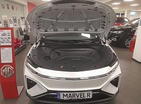MG Marvel R Electric LUX AT	RWD White Clouds	(салон Black Leather)