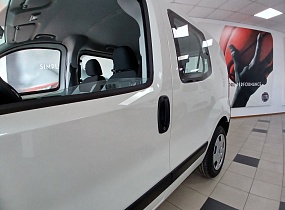 Fiat Fiorino Combi (Код версії 225-2DB-1) Benzina 1.4/77к.с. механічна 5-ступенева КПП