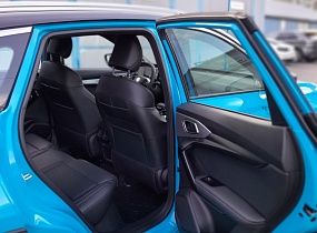 MG One LUX CVT FWD колір Blue-Black roof