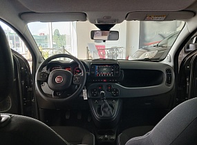 FIAT PANDA CROSS MY2023 Код версії (319-1TH-6) MILD HYBRID бензиновий гібридний 1.0 GSE /70к.с. Механічна 6-ступенева КПП