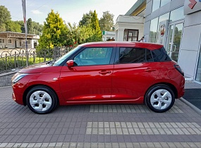 Suzuki Swift комплектація GL+, бензиновий гібрид 1.2л SHVS (12V-ISG, 3Ah), 83 к.с, 2WD (передній привід), CVT (безступенева трансмісія), колір ZWP - Червоний перламутровий металік