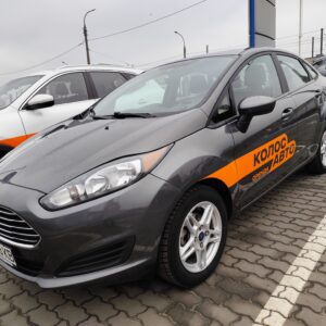Автомобіль форд в оренду Черкаси