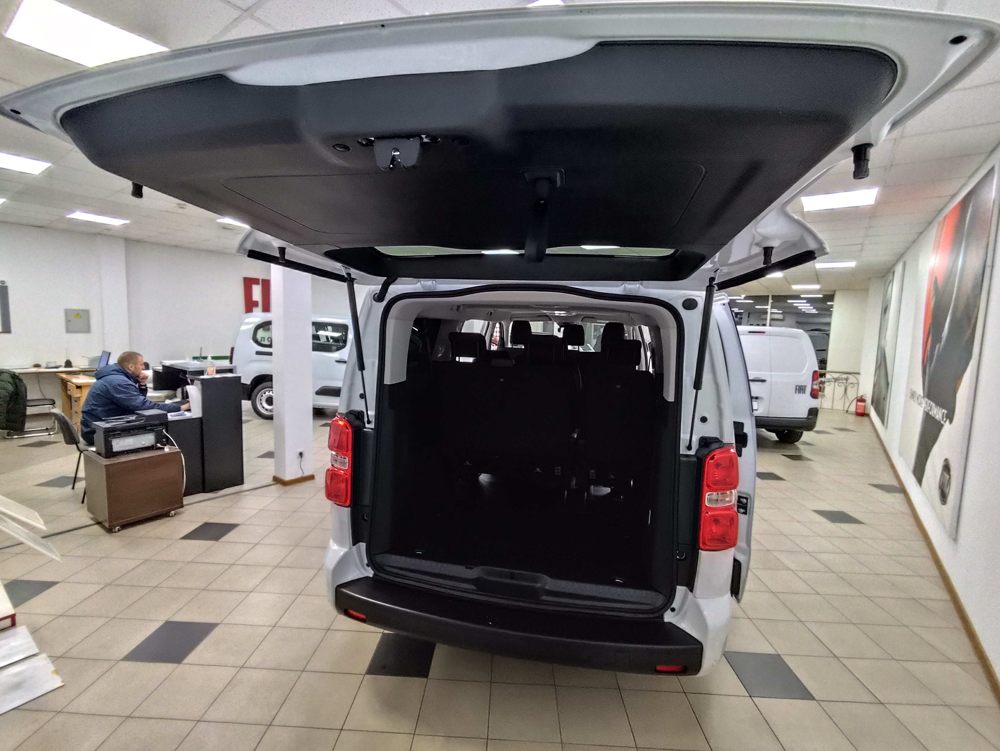 Білий FIAT SCUDO Ulysse L3H1, Diesel FWD, 177 к.с. - Зображення 22