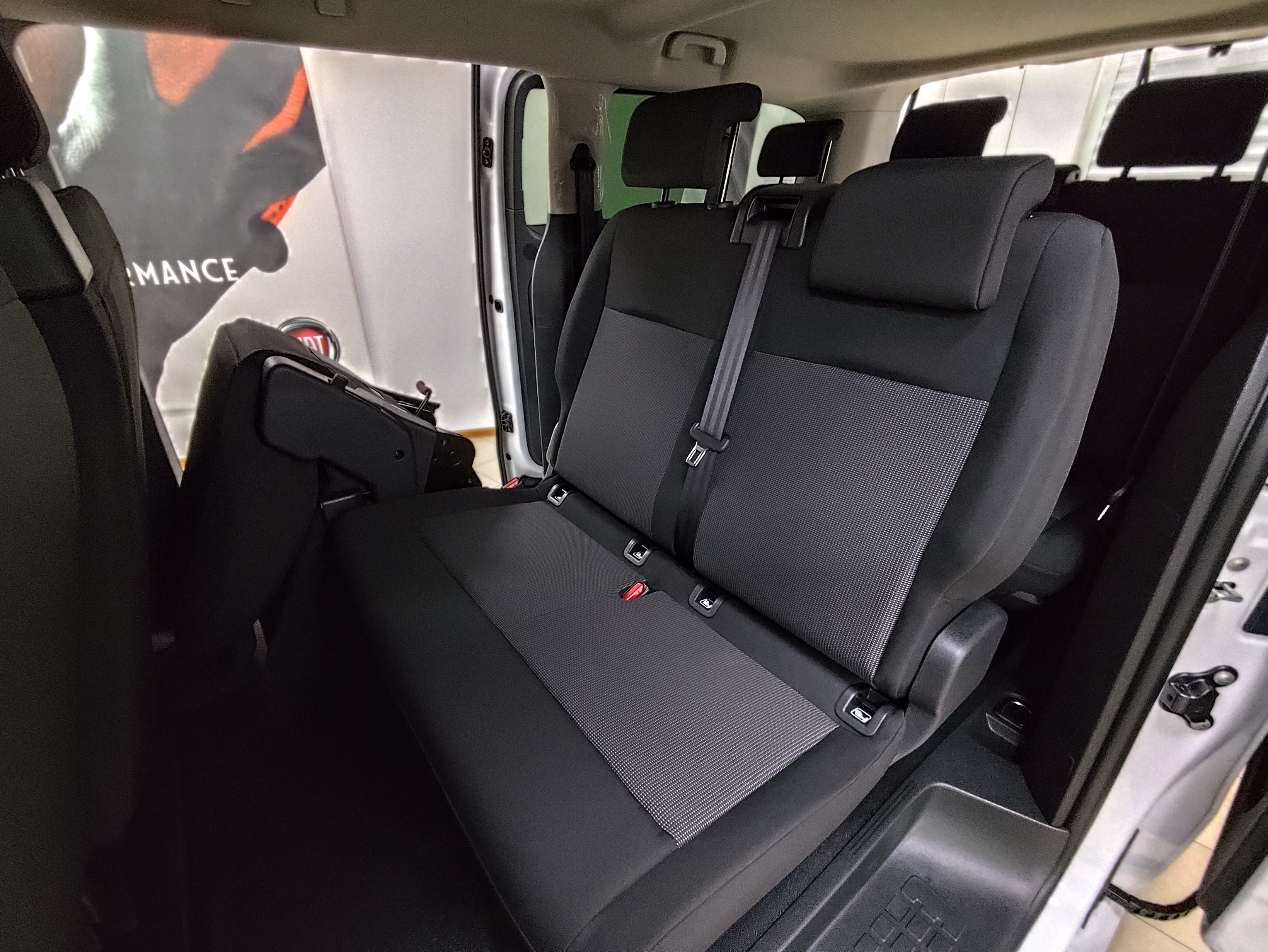 Білий FIAT SCUDO Ulysse L3H1, Diesel FWD, 177 к.с. - Зображення 19