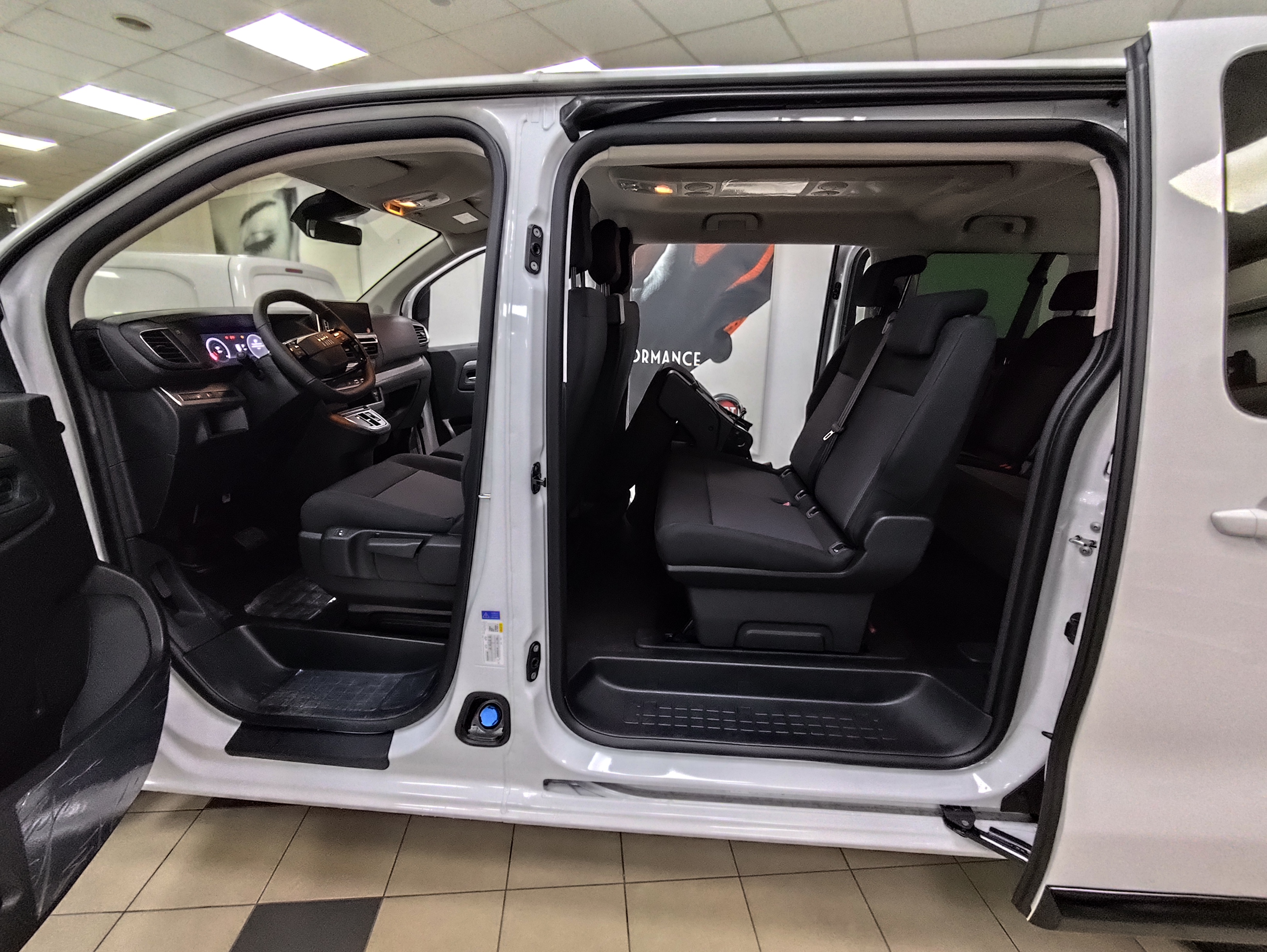 Білий FIAT SCUDO Ulysse L3H1, Diesel FWD, 177 к.с. - Зображення 20