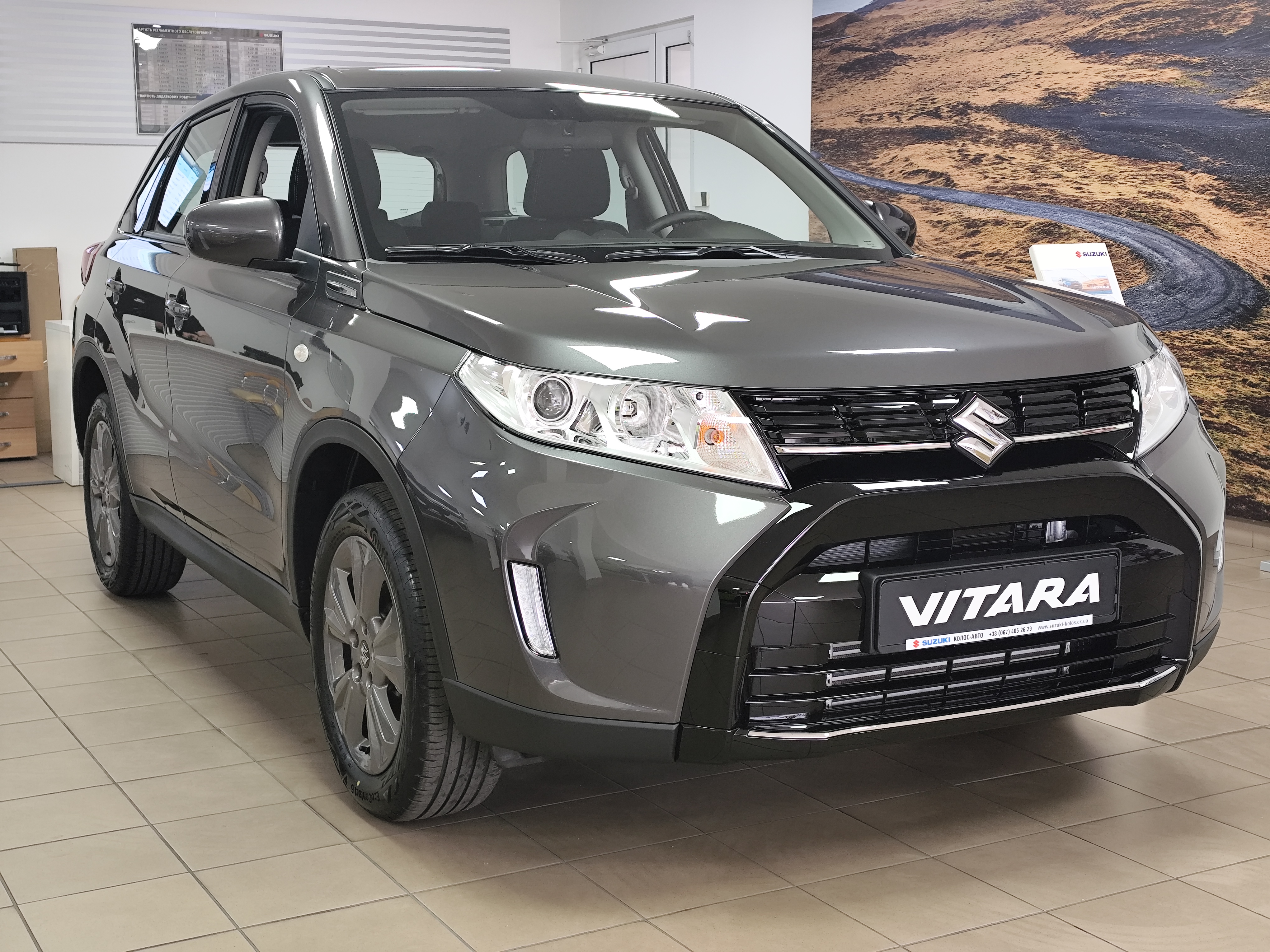 В наявності негібридна Suzuki Vitara 2025 року