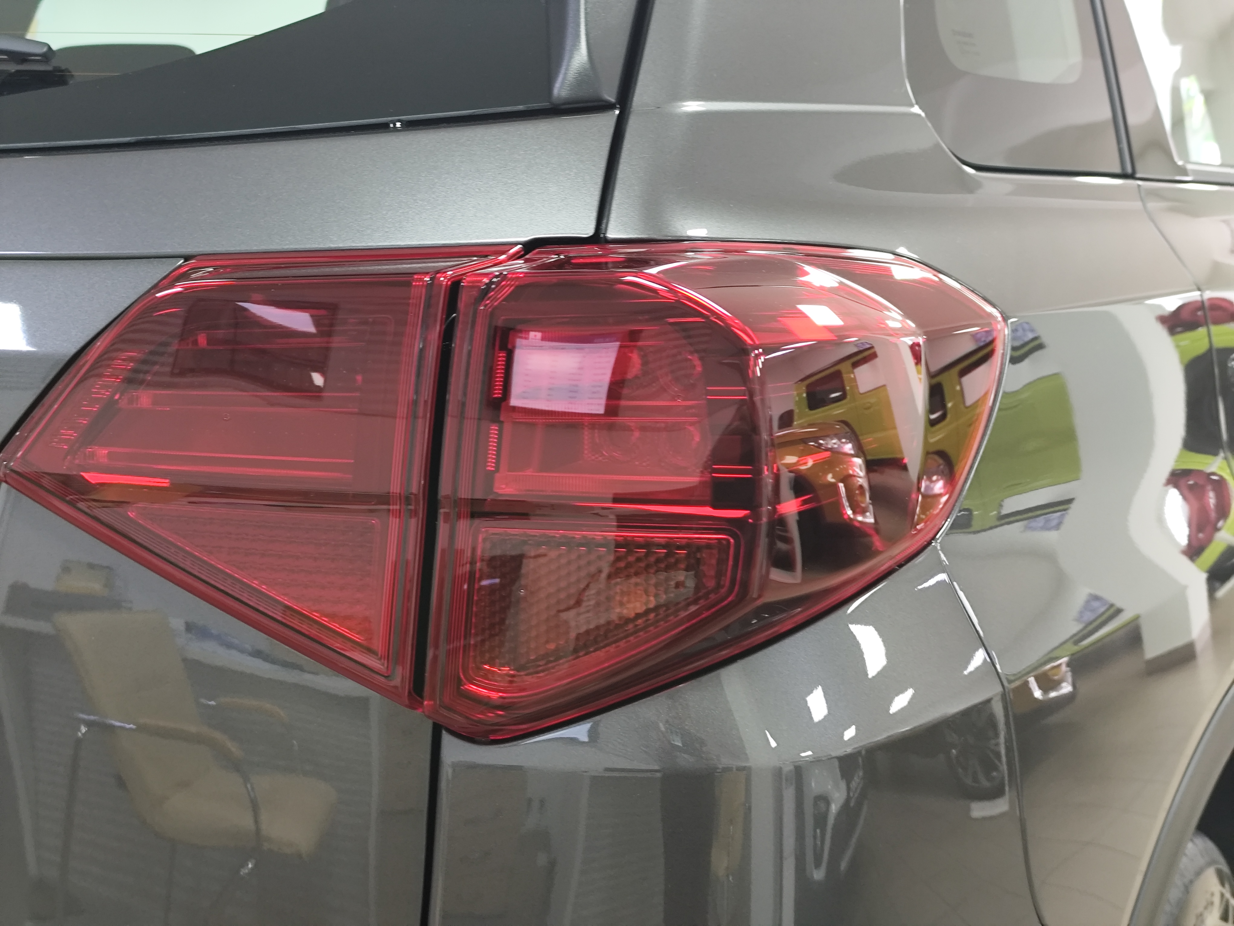 Негібридна Suzuki Vitara 2025 - Зображення 17