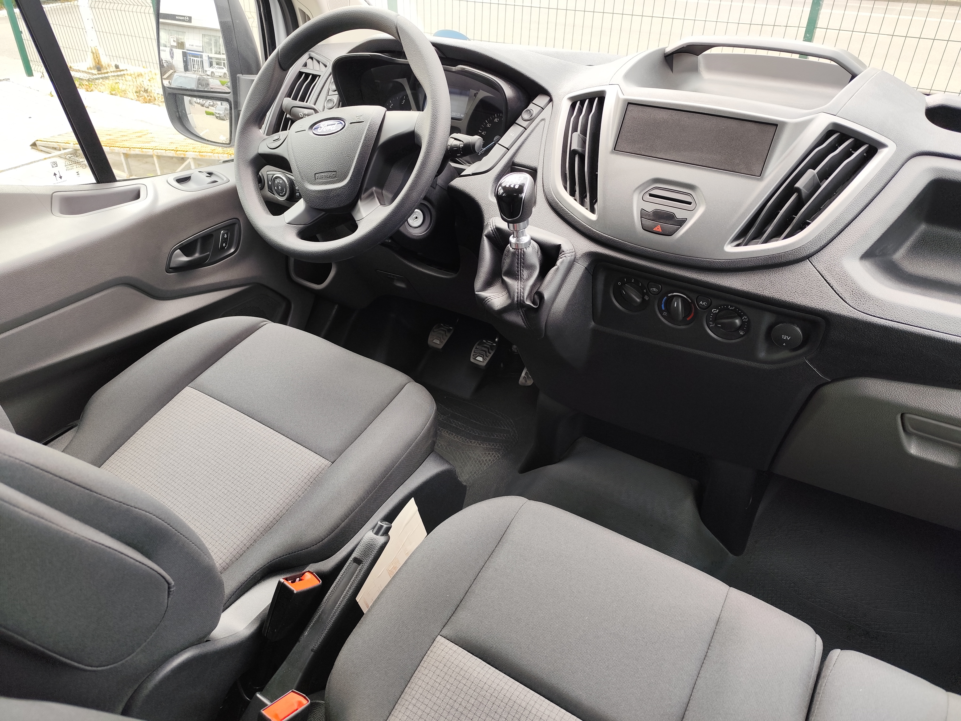 Автобус Ford Fransit 2025 (з локалізацією 25%) - Зображення 12