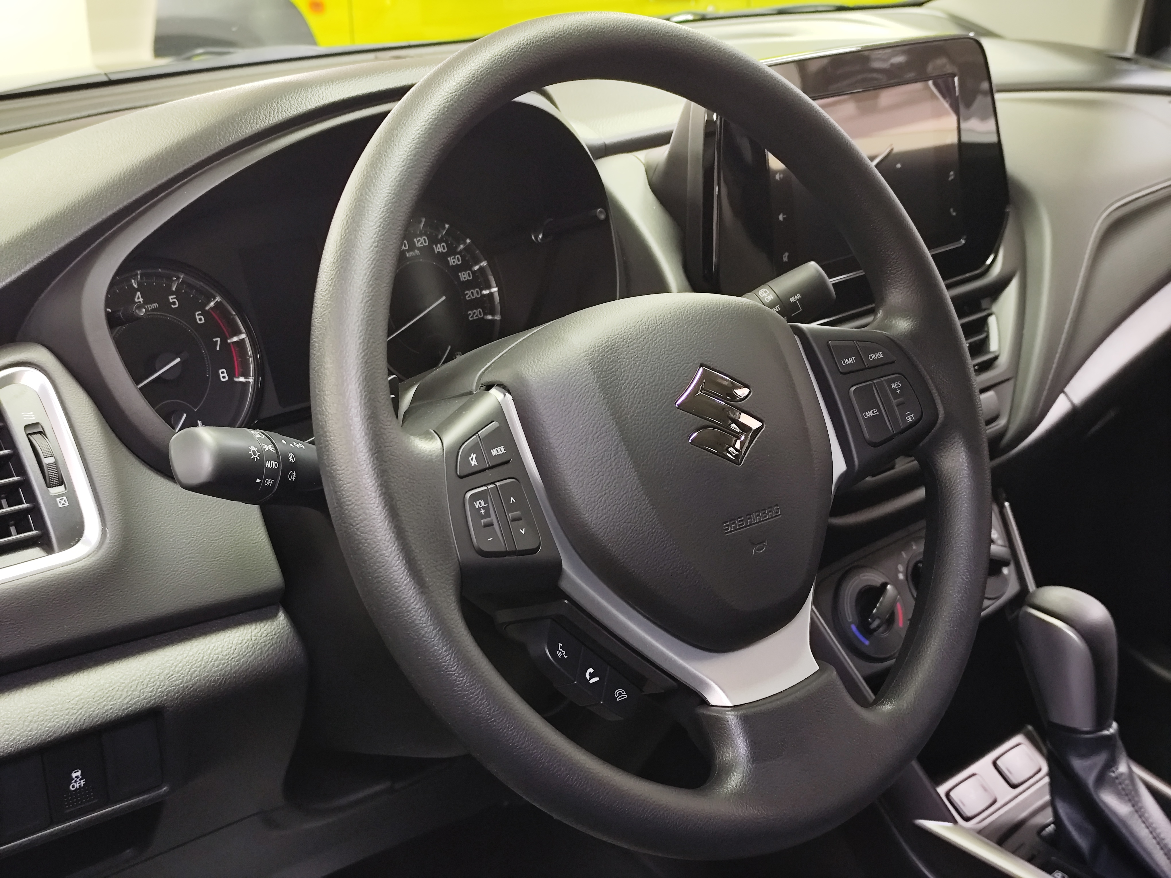 Suzuki S-CROSS 2025 року в комплектації GL - Зображення 8