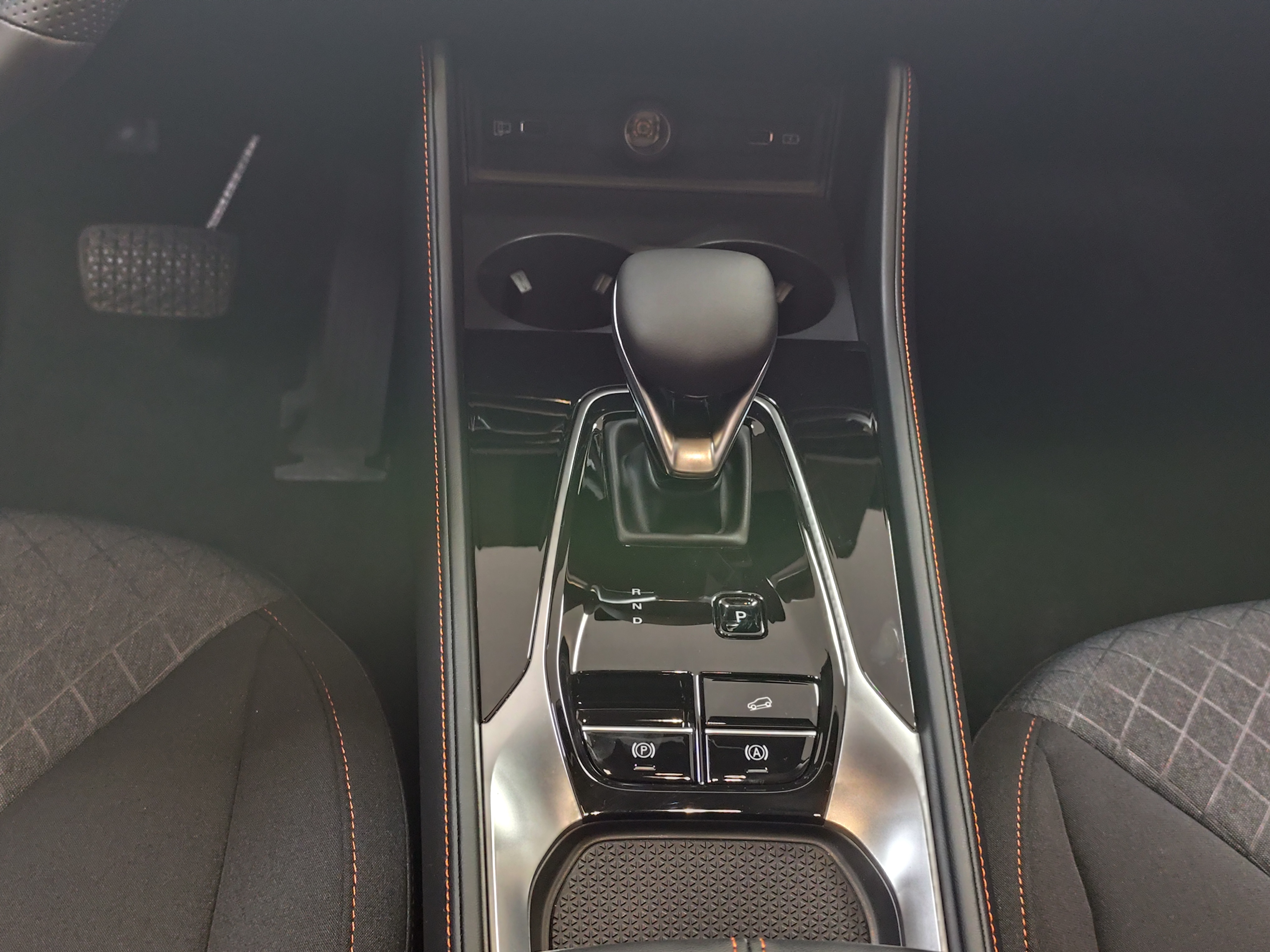 MG HS PHEV 2025 - Зображення 11