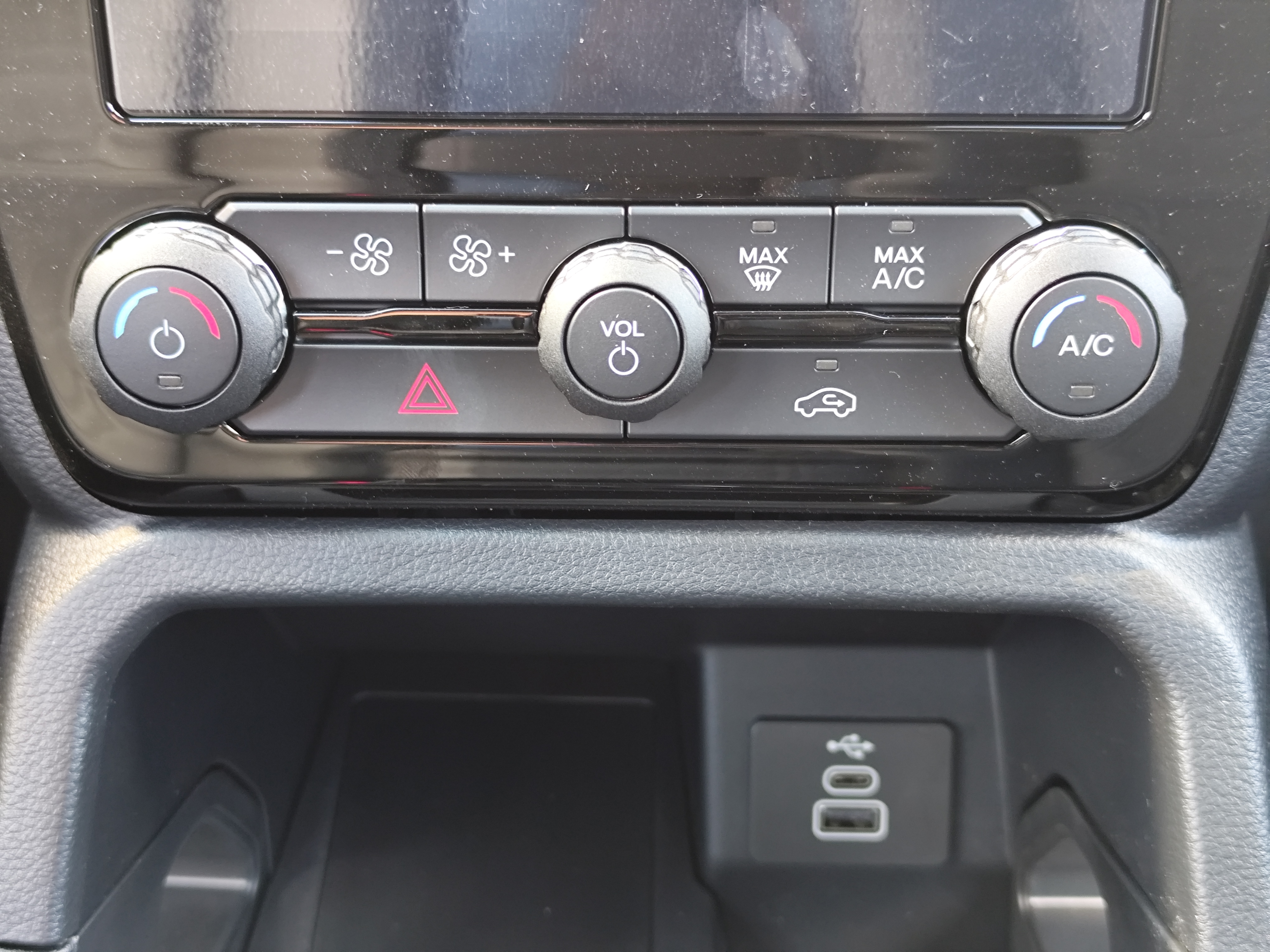 Ford Ranger в комплектації Limited - Зображення 21
