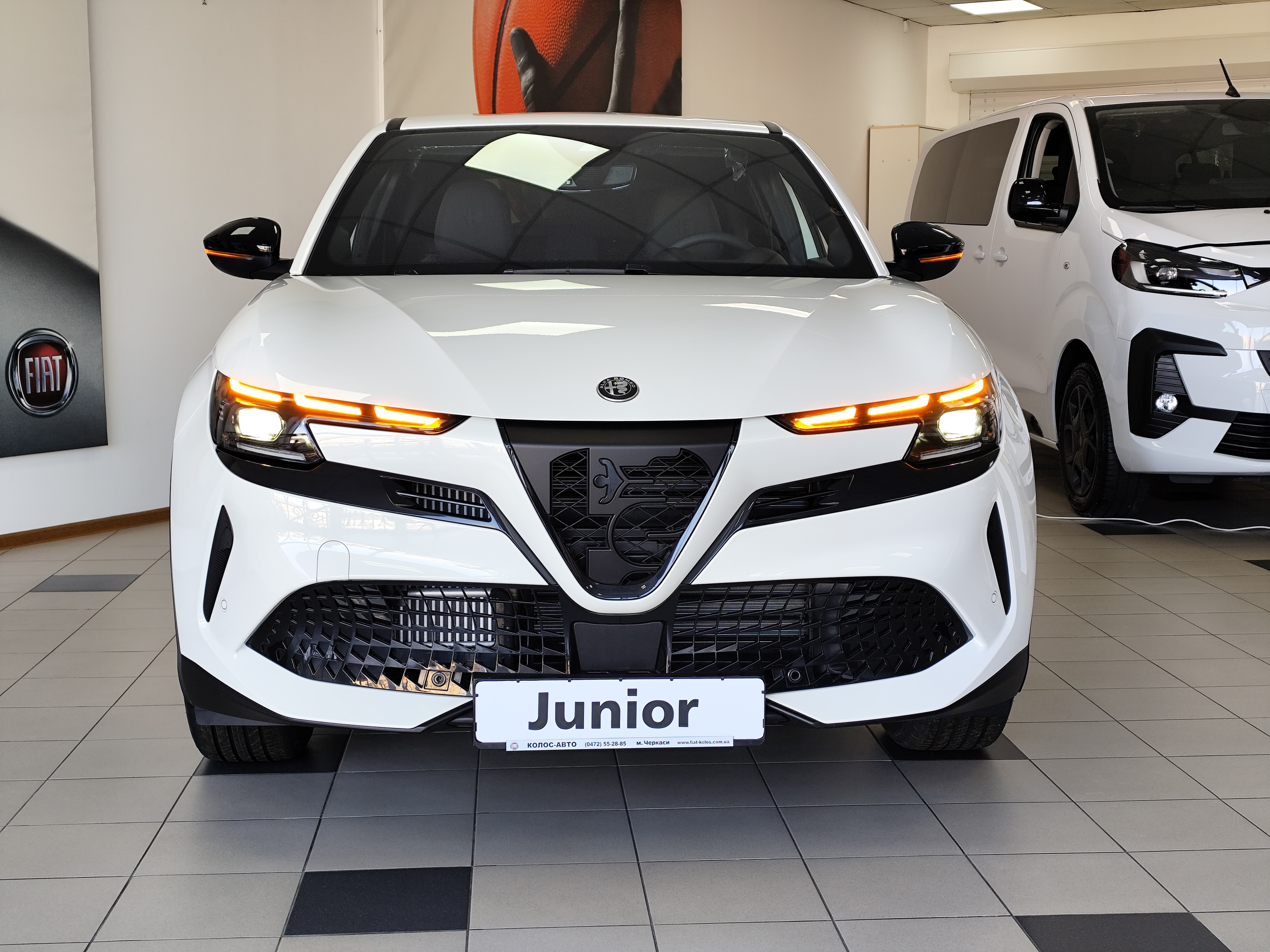 Офіційний Alfa Romeo Junior з дилерського салону в Черкасах