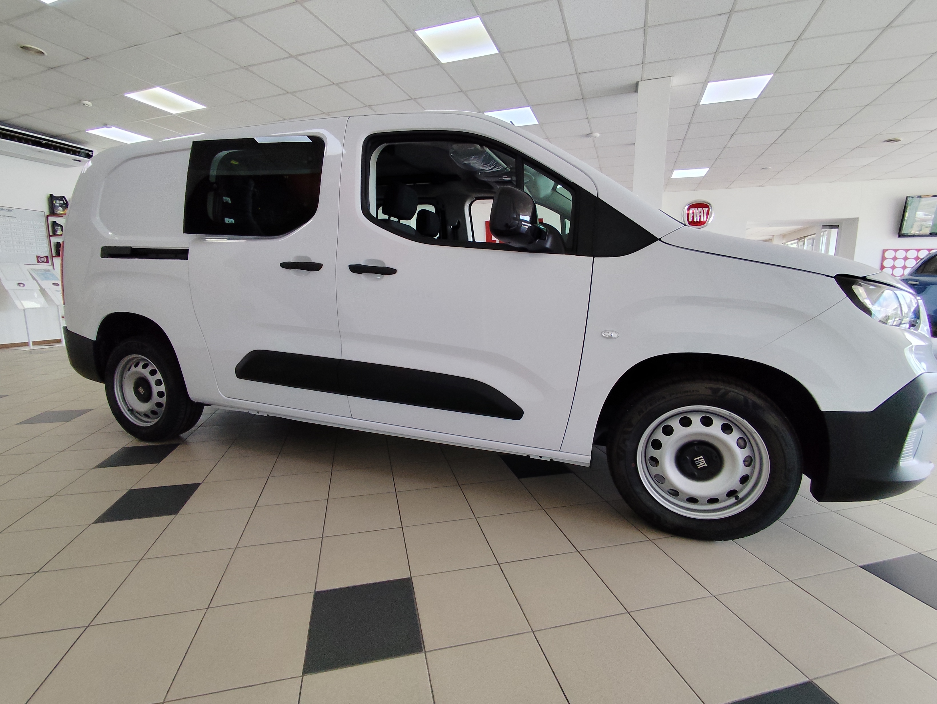 FIAT Doblo CREW CAB L2 - Зображення 4