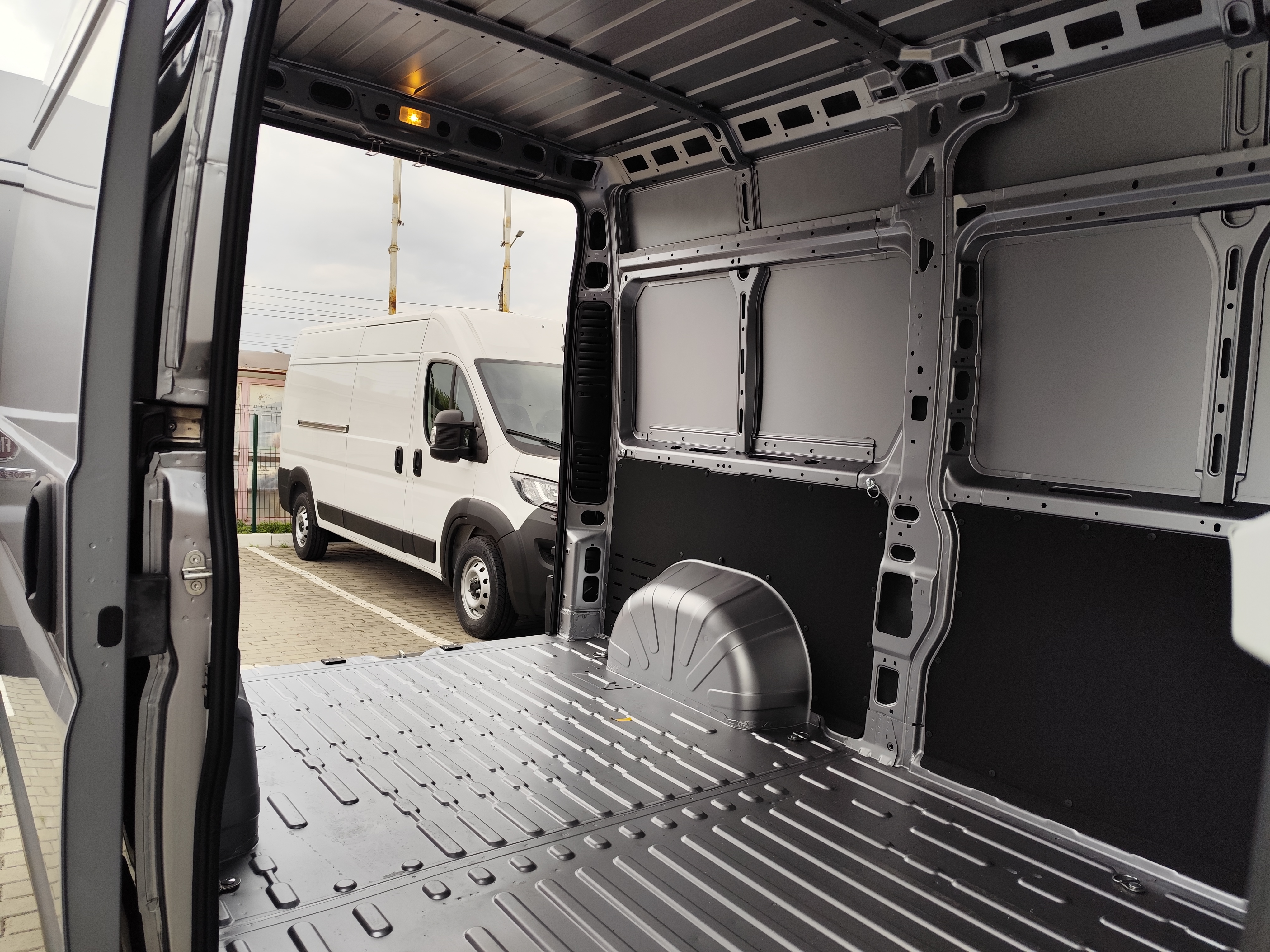Ducato Furgone Lastrato L2H2 - Зображення 9