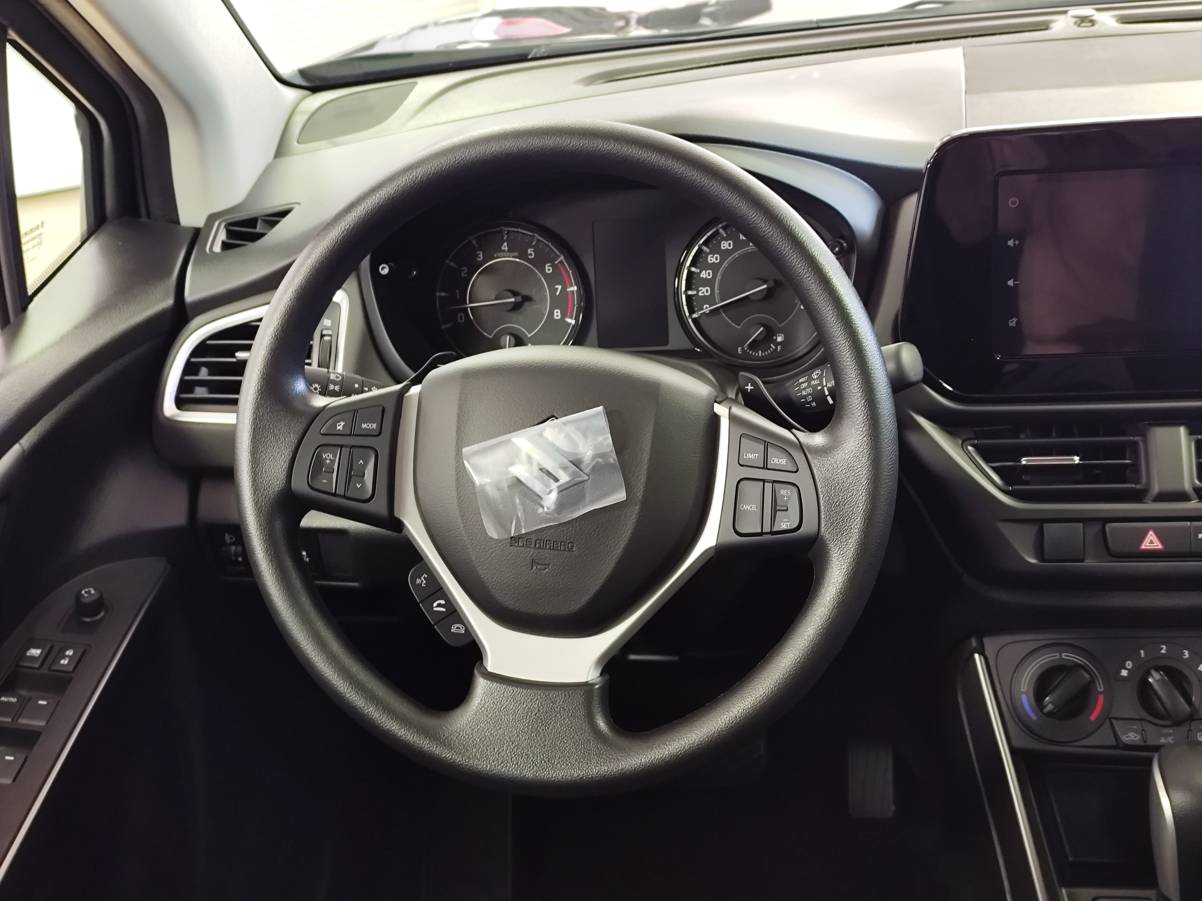 Suzuki S-CROSS 2026, комплектація GL - Зображення 9