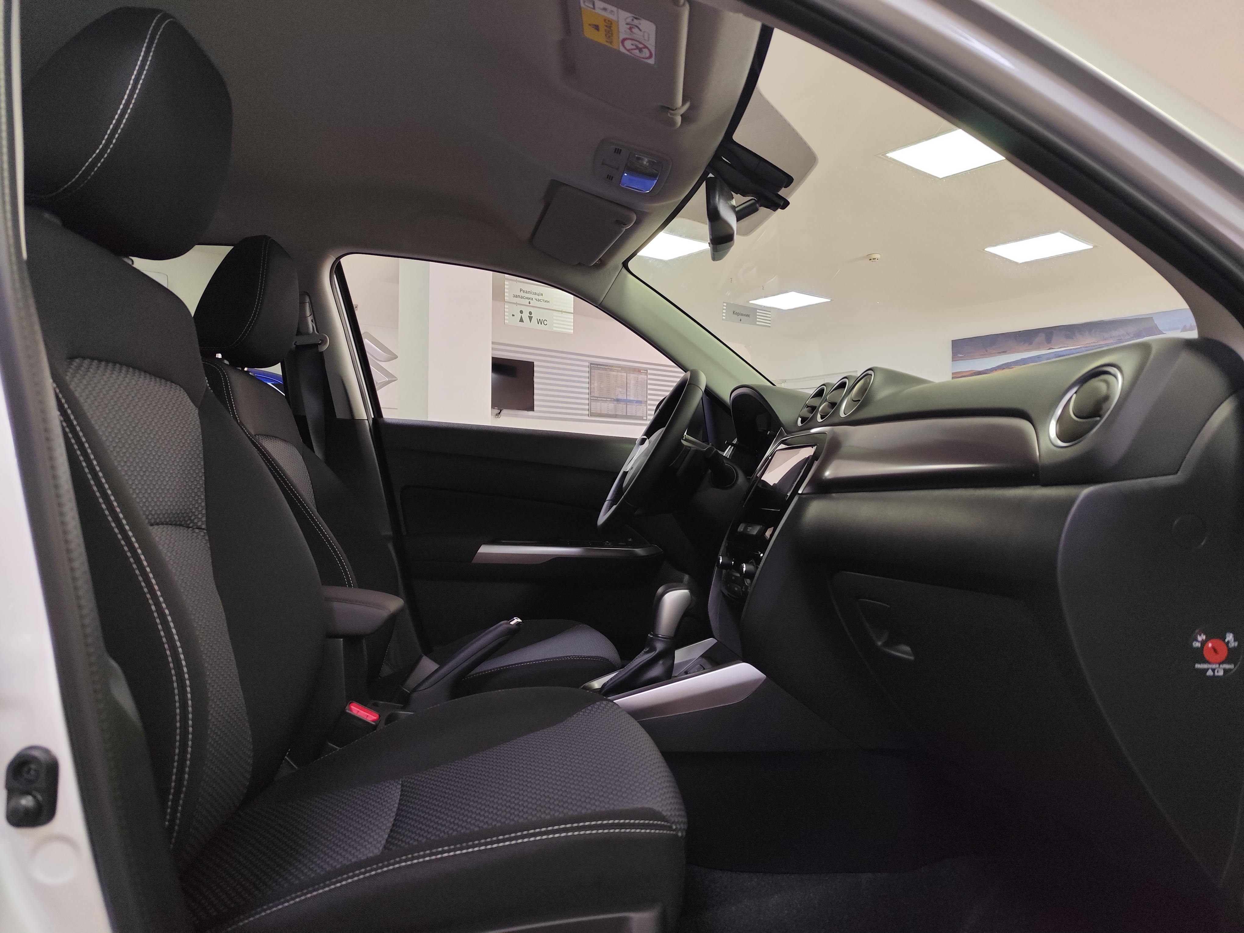 Suzuki Vitara 2026 в комплектації GL+ - Зображення 12